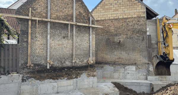 Der Bau beginnt