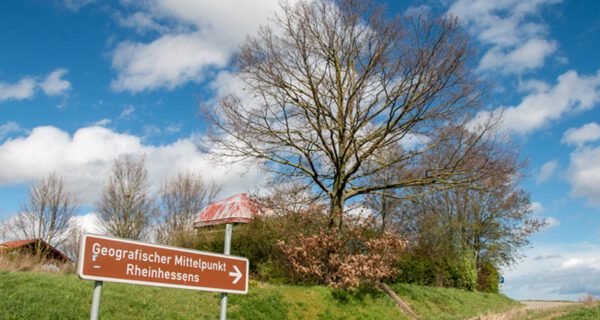 Temporäre Straßensperrung zum Mittelpunkt